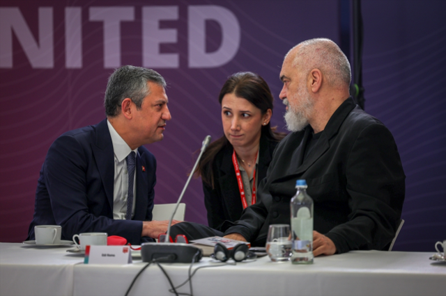 Özel'e Avrupa'da soğuk duş! Hayranlık duyduğu liderle görüşemedi