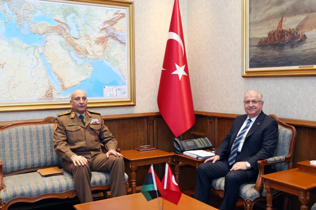 Düşen uçakta hayatını kaybeden Libya Genelkurmay Başkanı Al-Haddad'ın son görüntüleri ortaya çıktı