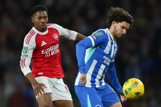 Arsenal, Ferdi Kadıoğlu'nun Brighton'ı karşısında hata yapmadı