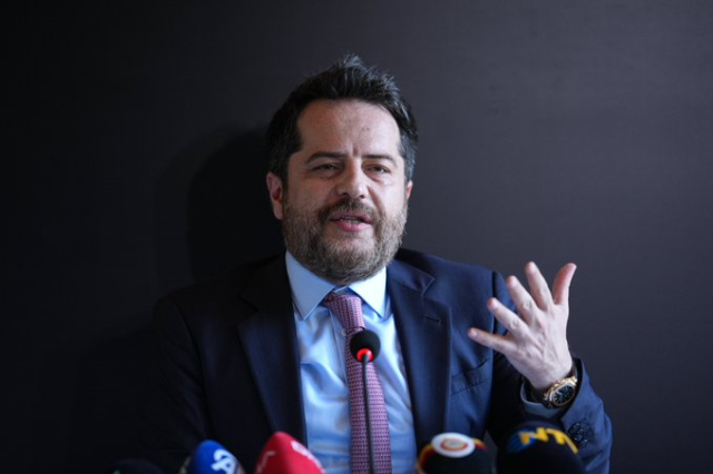 Galatasaray'ın Eski Başkanvekili Erden Timur, tutuklama talebiyle mahkemeye sevk edildi