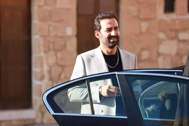 اعتراض فرید کایا، بازیگر نقش دمیر در شهر دور، به نبود شیر آب مخصوص شستشو