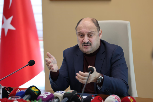 Şanlıurfa'da tarihin en yoğun kar yağışı: 104 saat kesintisiz çalışıldı