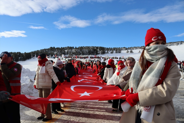 Eksi 22 derecede Sarıkamış şehitleri için yürüdüler