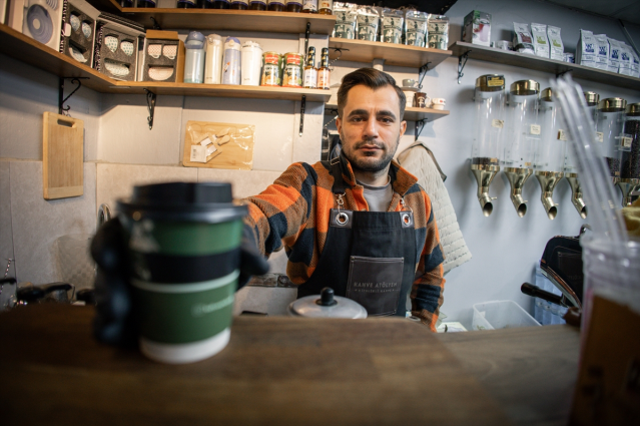 Kahve yapma eğitimi alan genç girişimci 8 ülkeye ürün gönderiyor