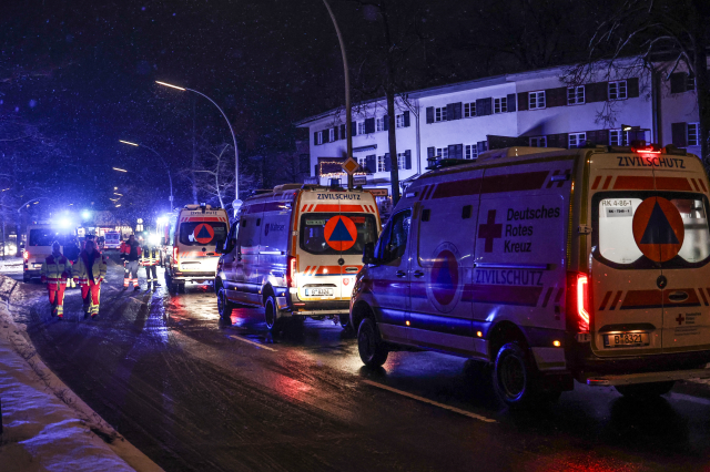Berlin'de kriz derinleşiyor: Karanlığın 3. gününde binlerce kişi buz kesti