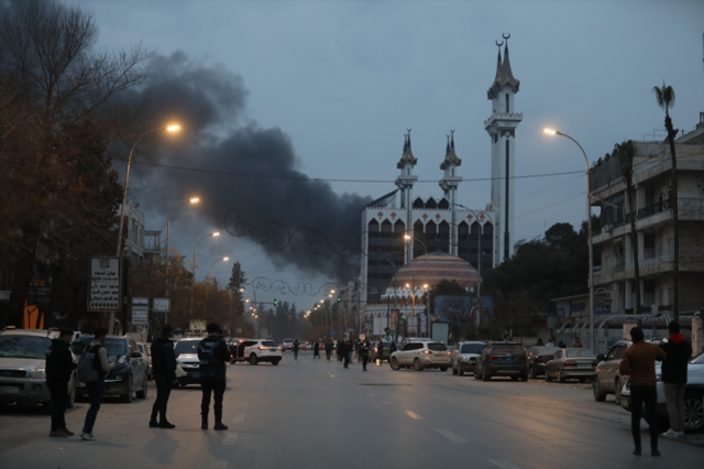Suriye ordusu, Halep'te PKK/YPG işgalindeki bölgeye girmeye başladı