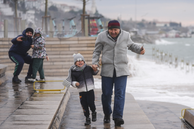 Marmara'da fırtına, Trakya'da şiddetli yağış bekleniyor
