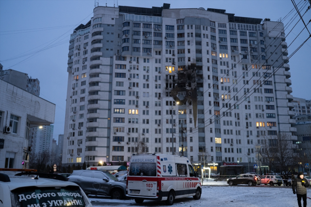 Rusya Ukrayna'yı Oreşnik füzeyle vurdu! Ülke karanlığa gömüldü