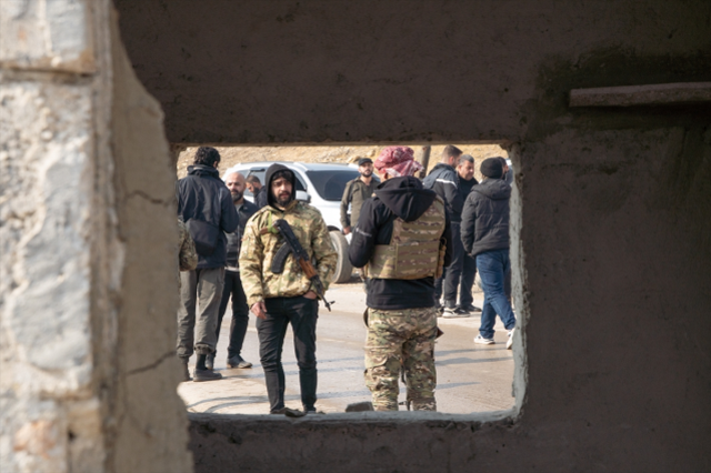 YPG, operasyon öncesi sivilleri canlı kalkan yapıyor