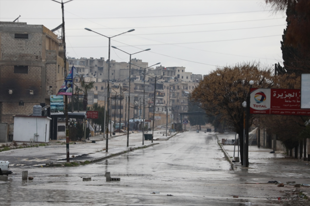 Köşeye sıkışan YPG'den Halep kararı