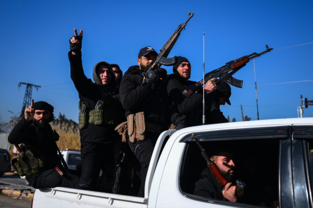 Suriye Ordusu: Halep YPG'den tamamen temizlendi