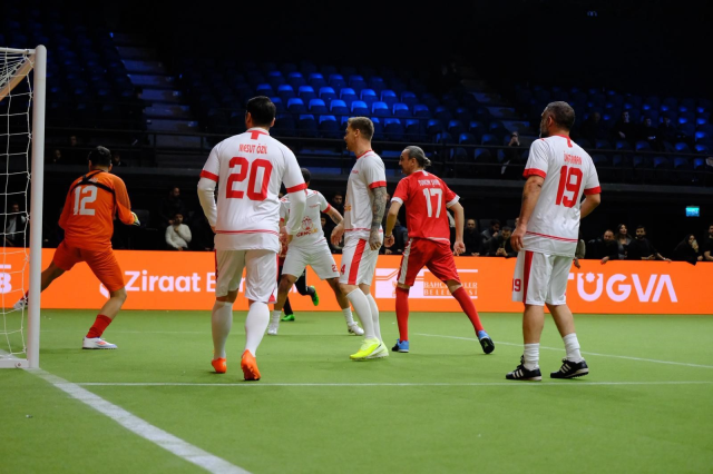 GençLig 2026 lansmanına ünlü akını! Gösteri maçında karşı karşıya geldiler