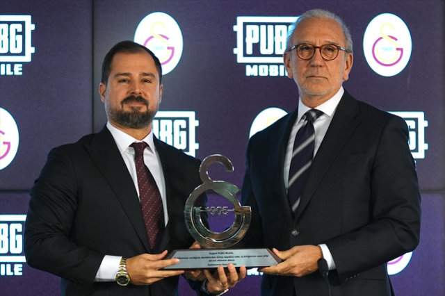 Galatasaray'da sponsorluk geliri hedefi 120 milyon euro