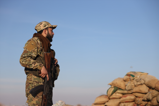 Suriye ordusu, Deyr Hafir'de YPG'ye operasyona başladı