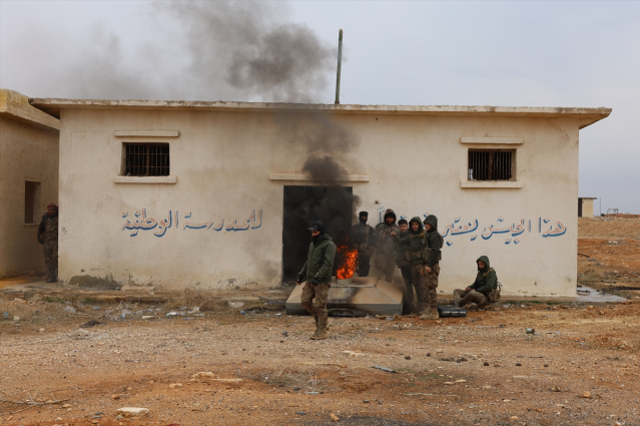 Suriye ordusu operasyonu genişletti! Siviller uyarıldı, şiddetli çatışmalar var