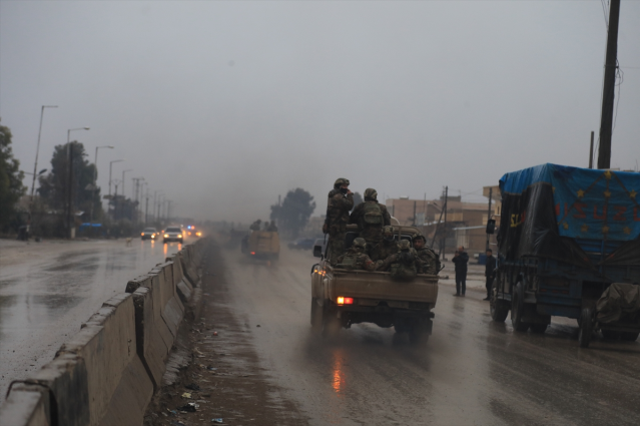 Suriye ordusu, YPG/SDG işgali atındaki Tabka'da kontrolü sağladı