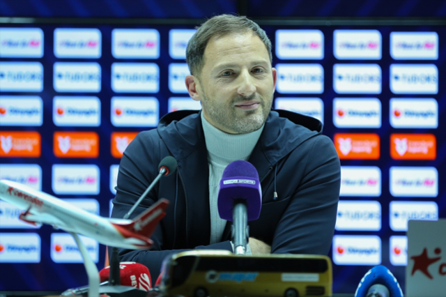 Tedesco, 'Takımda kalması gerekiyor' diyerek ayrılığı net dille veto etti