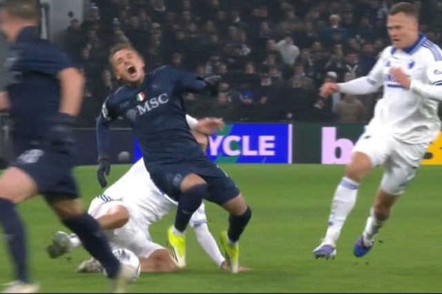 Galatasaray'ın yeni transferinden taraftarı kahreden görüntü