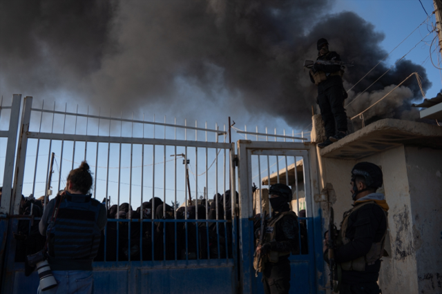 Terör örgütünden temizlenen bölgeye koştular! 18 yaşındaki evladını bekleyen var