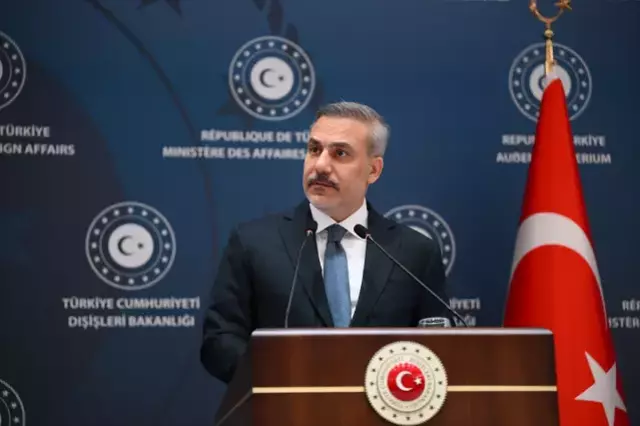 İran Dışişleri Bakanı Arakçi: ABD ile müzakereye hazırız