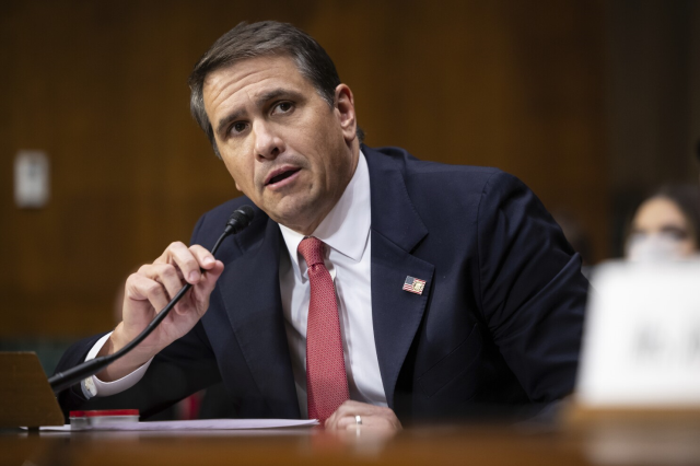 Epstein'e ilişkin 3,5 milyon sayfa belge, 180 bin fotoğraf ve 2 bin video yayınlandı