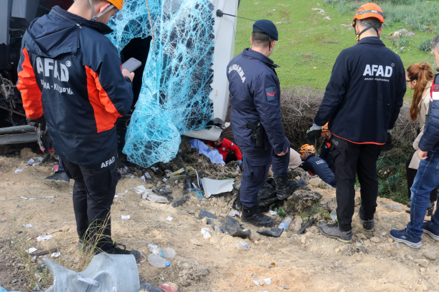 Katliam otobüsünden sağ kurtulanlar o anları anlattı: İnsanlar düşmeye başladı, tutamadım