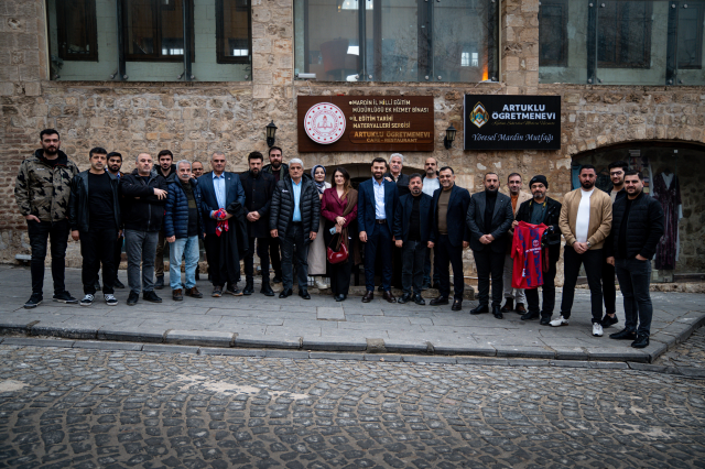 Büyük sürpriz! Bahis soruşturmasında ceza alan teknik direktörle yola devam kararı aldılar