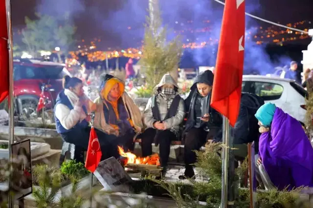 Gece yarısı herkes mezarlığa koştu! 3 yıldır dinmeyen acı