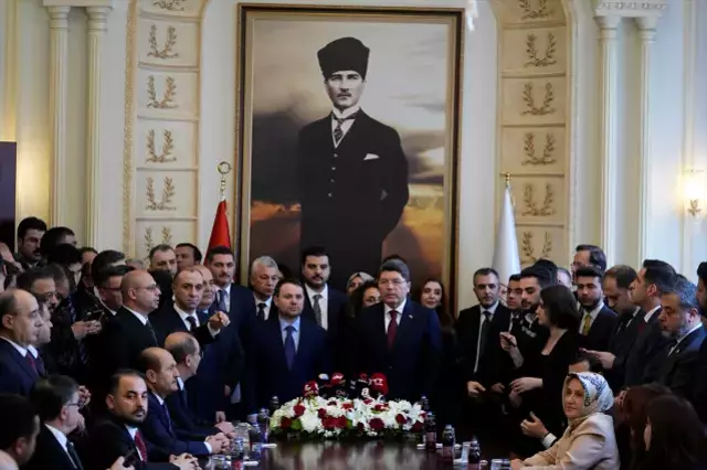 Akın Gürlek bakanlık görevini Yılmaz Tunç'tan devraldı: Bu emaneti daha ileriye taşıyacağız