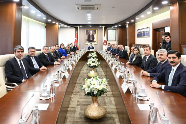 Adalet Bakanı Akın Gürlek'ten yargı mensuplarına ilk mesaj: Yargılamalar daha kısa sürede bitmeli