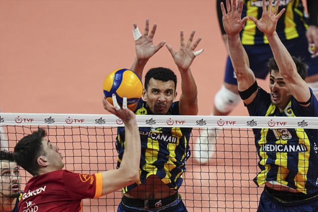 Fenerbahçe, Galatasaray'a set vermedi! 8 maçlık seri sona erdi