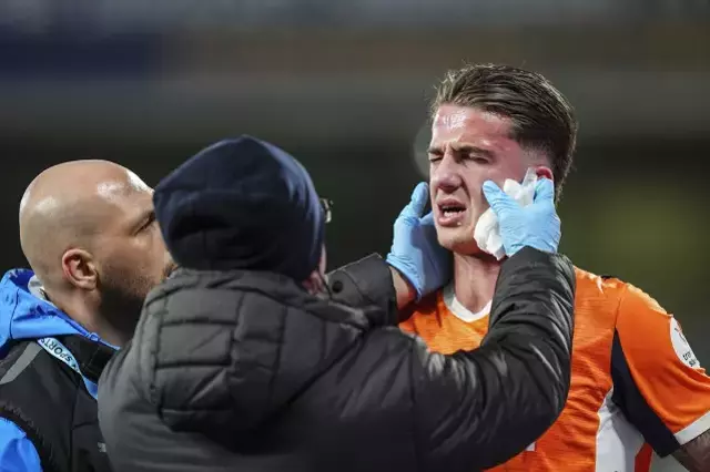 Nuri Şahin'den Bertuğ Yıldırım'ın son durumuna ilişkin açıklama: Muhtemelen elmacık kemiği kırıldı