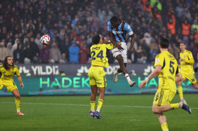 Paul Onuachu kendini aştı