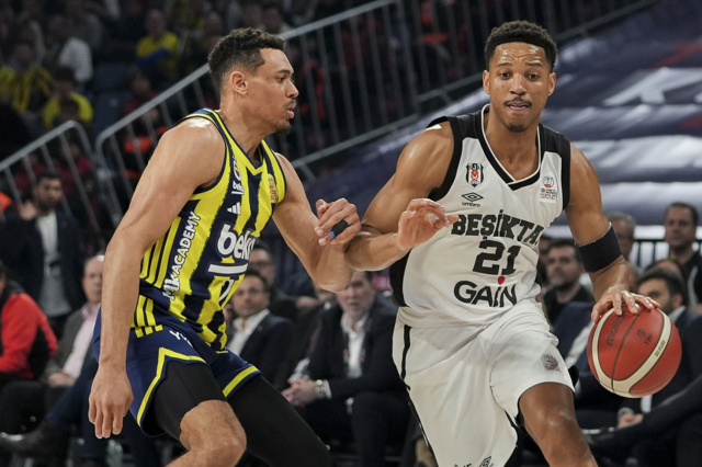 Beşiktaş'ı deviren Fenerbahçe Beko, Türkiye Kupası'nda şampiyon