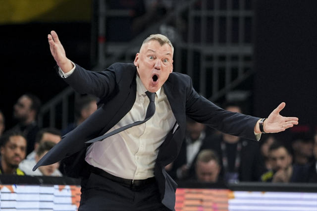 Beşiktaş'ı deviren Fenerbahçe Beko, Türkiye Kupası'nda şampiyon