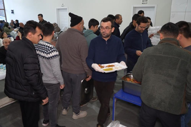 Bu köyde Ramazan ayında kimse evinde iftar yapmıyor