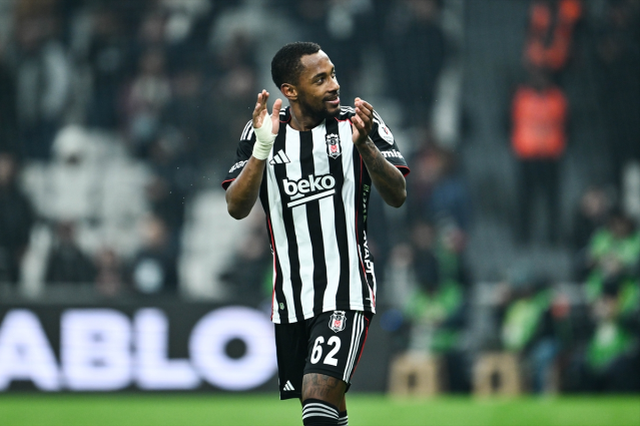 Kritik bir galibiyet daha! Beşiktaş, Göztepe'ye gol oldu yağdı