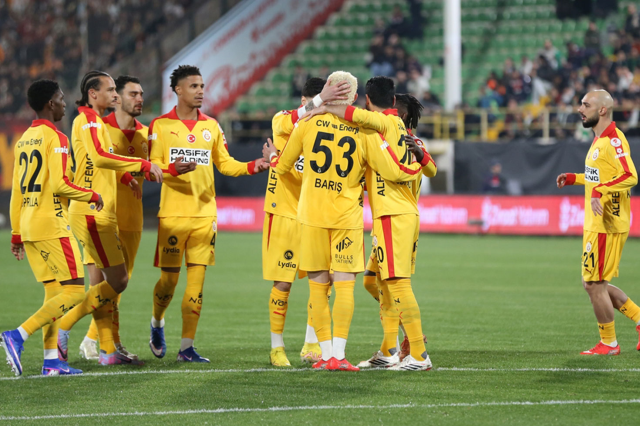 Alanyaspor'u mağlup eden Galatasaray, kupada 4'te 4 yaparak çeyrek finale yükseldi