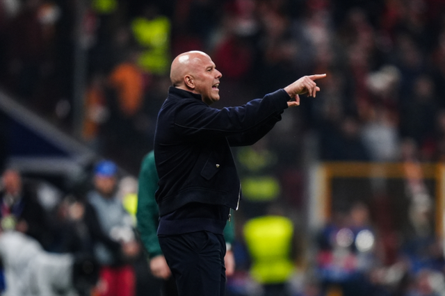 Arne Slot'tan stat atmosferi ve Galatasaray hakkında çarpıcı itiraf