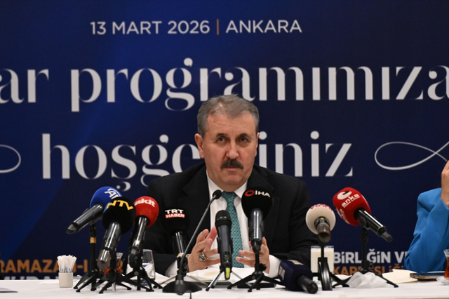 Destici: Cumhurbaşkanımızın tekrar adaylığını istiyoruz ve destekliyoruz