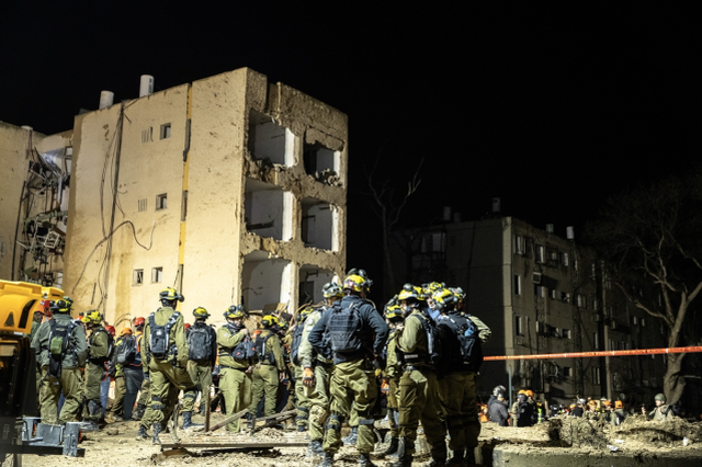 İsrail, Arad ve Dimona'yı harabeye çeviren İran füzelerinin önlenememe nedenini açıkladı: Tamamen tesadüf
