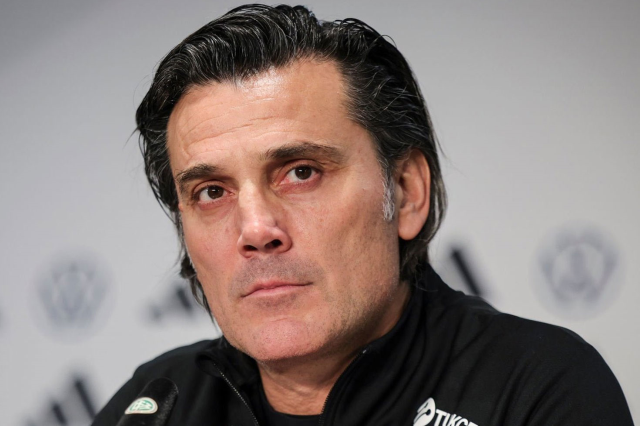 Montella: 24 yıldır Dünya Kupası'na gidemememizin sorumlusu bu çocuklar değil