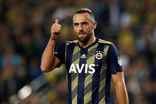 Ünlü yorumcu Altan Tanrıkulu bombayı patlattı: Fenerbahçe, forvet transferini bitirdi