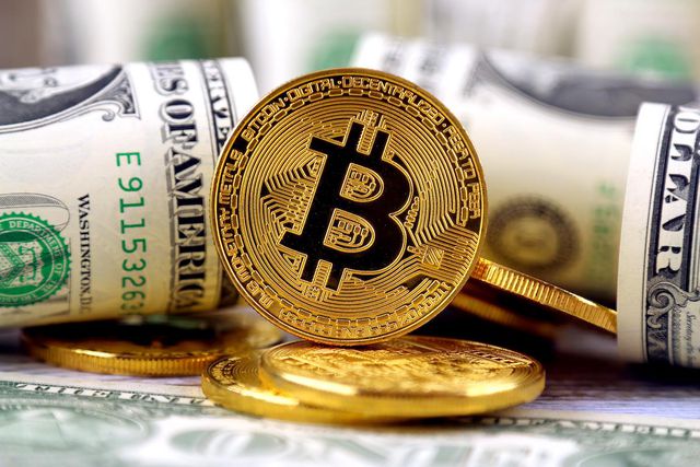 Bitcoin ve HUH Token çekişmesi sürüyor, Bitcoin yorum ve analiz: