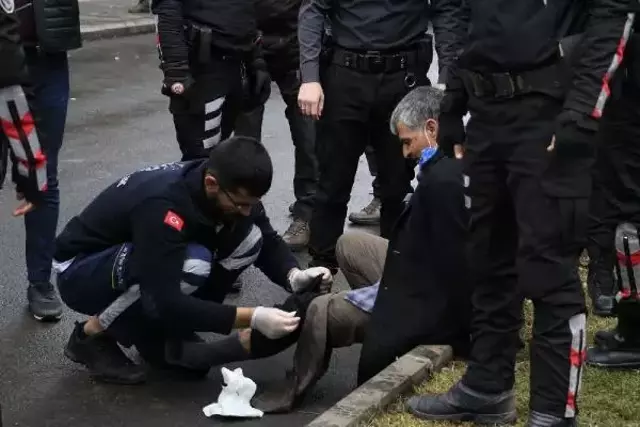 Diyarbakır'da adliye önünde silahlı kavga: 6 yaralı