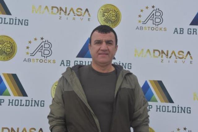 Chelsea'ye talip olan Aşiret lideri Muhsin Bayrak fitili yaktı: Türk halkına müjdeyi vermek istiyoruz