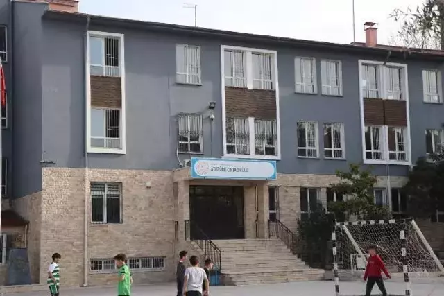 Denizli'de korkunç olay! Patlattığı şişeden fırlayan cam parçası, gözüne girdi