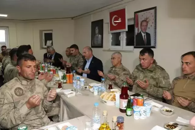 Bakan Soylu, Van-İran sınır hattında 295 kilometrelik duvar örüleceğini açıkladı