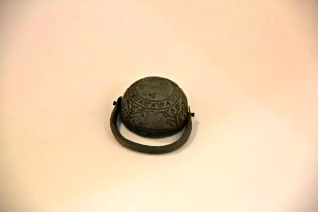 Krem kutusunda yurt dışına kaçırılmak üzereydi! Dünyada 3 tane bulunan Hitit mührü sergilenmeye başladı