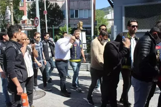 Fuhuş çetesi üyelerinin şifreleri konuşmaları ortaya çıktı: Son model araçlarımız geldi